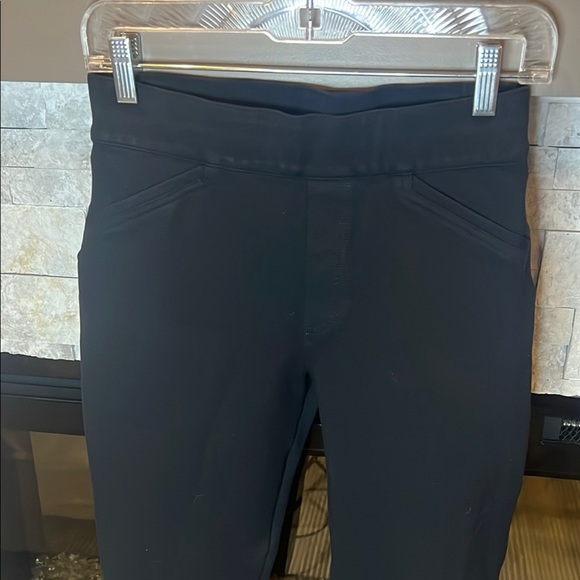 SPANX Black Ankle Cropped Pants with Elastic Waistband size Small Petite - Picture 5 of 14